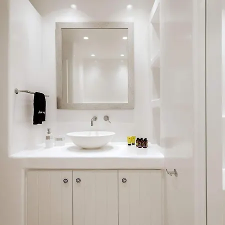 Lya Apartman *
